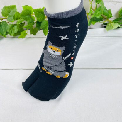 フレンズヒル 柴田さん 柴犬柄 レディース足袋ソックス 23-26cm - 画像 (12)